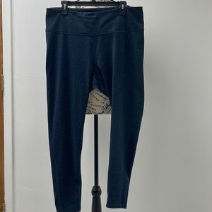 Three (3) in good used condition Woman’s Old Navy Active bottoms. Size is XXL.